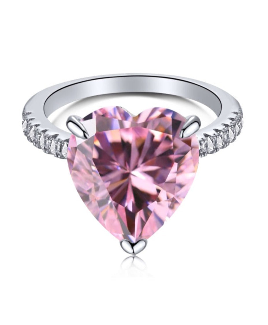Grand Victoria Heart Ring Pink